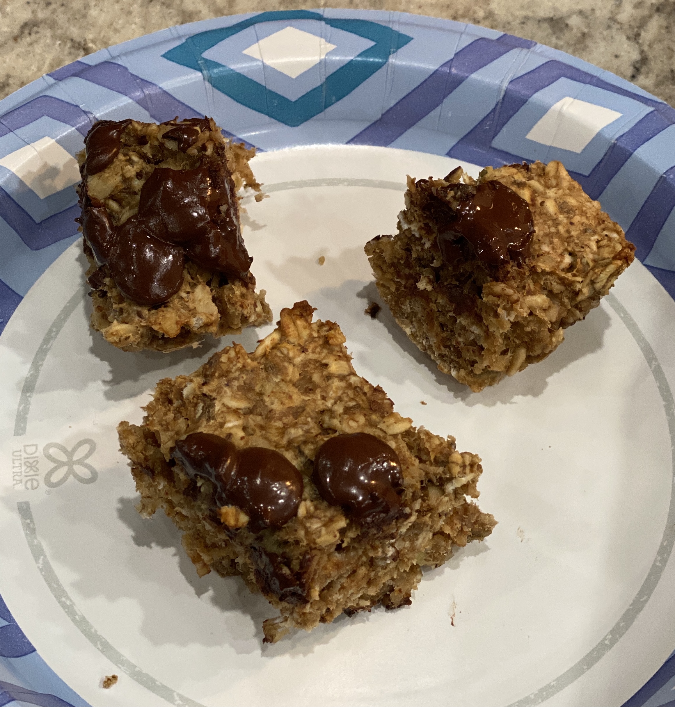 banana dark chocolate oat bars