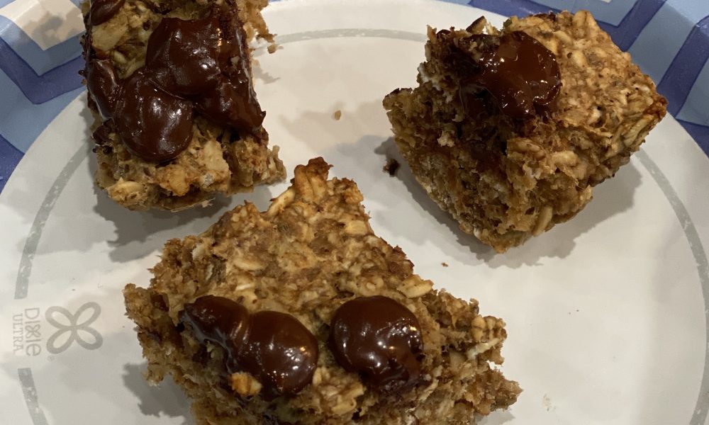 banana dark chocolate oat bars