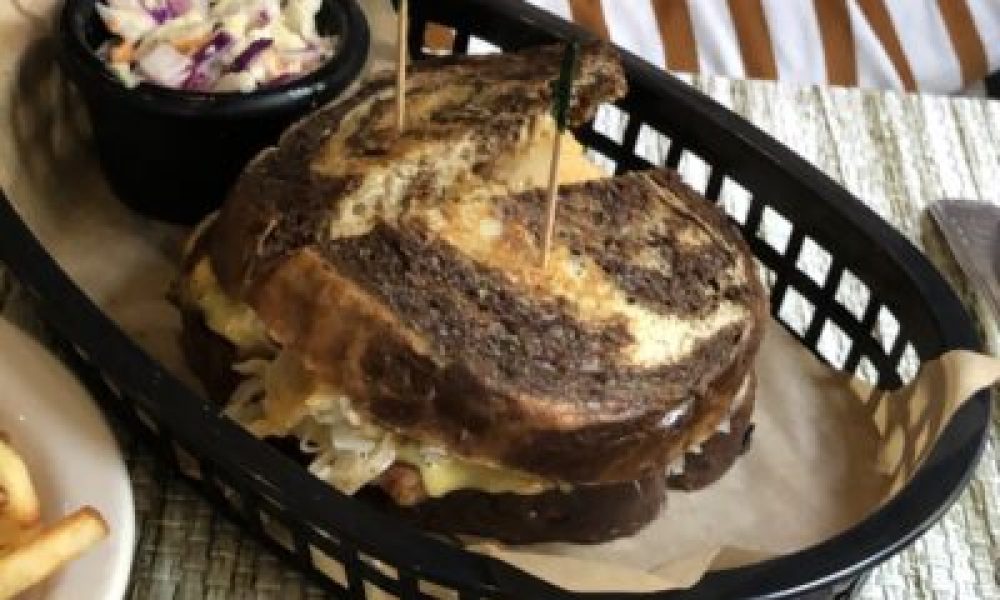 vegan reuben sandwich