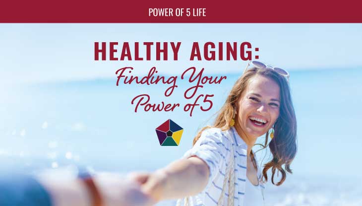 a couple at the beach enjoying life for a blog post about healthy aging