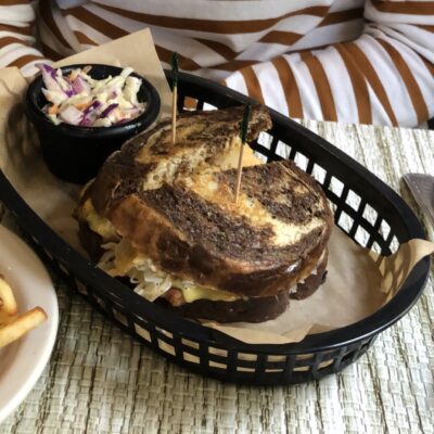 vegan reuben sandwich