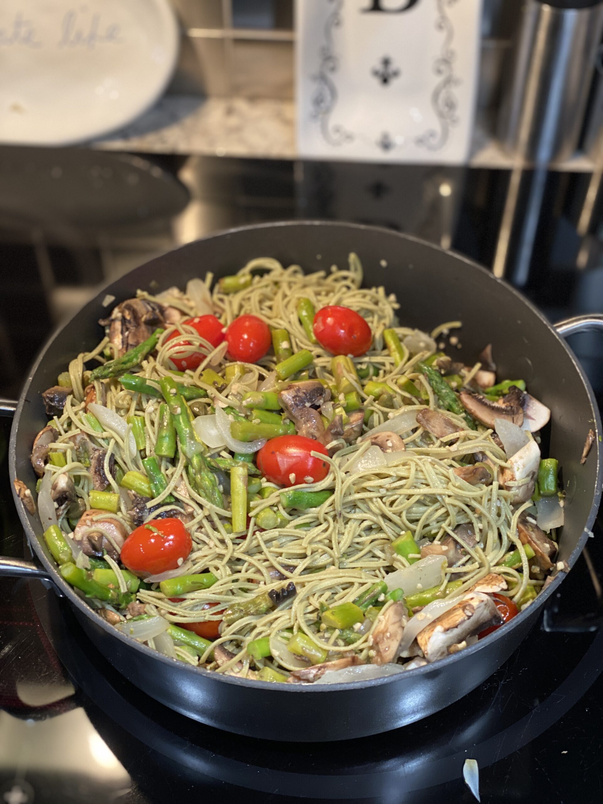 vegetable pasta with capers
